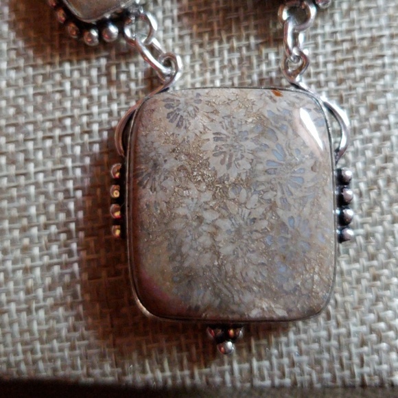 NEW CHRYSANTHEMUM JASPER NECKLACE 18" - Picture 3 of 7